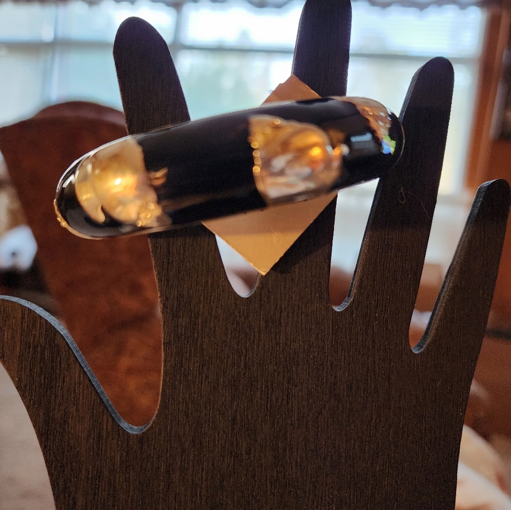 Sequin™ Black & Silver Leaf-Accent Hinged Bangle Bracelet – NWT